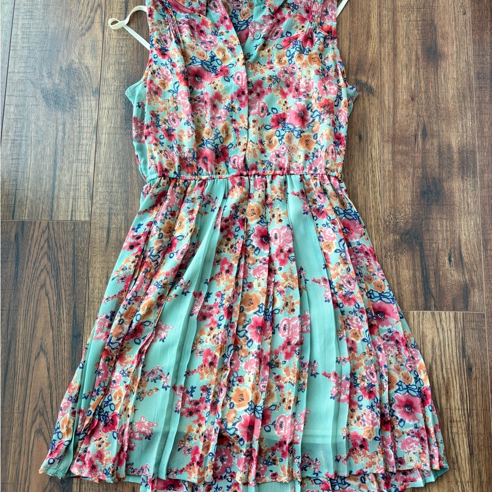 American Rag Green and Blue Sleeveless V-Neck Midi Dress